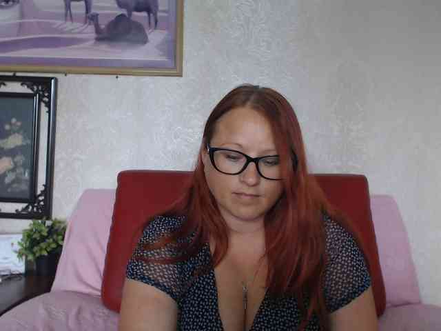 Lilia4joy webcam