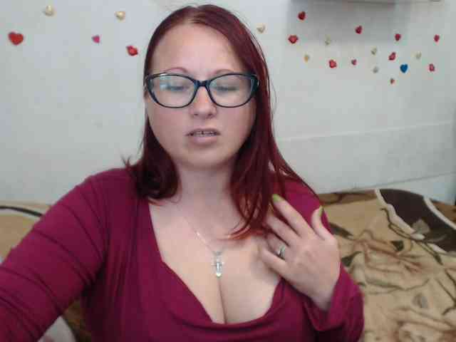 Lilia4joy webcam