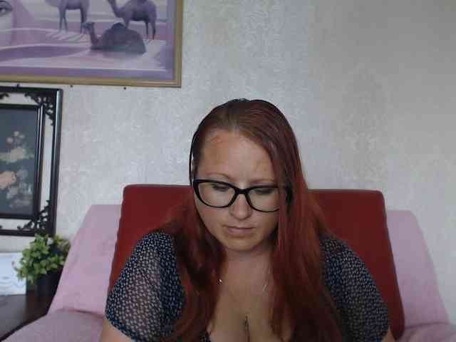 Lilia4joy webcam