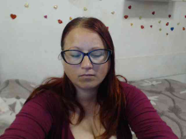 Lilia4joy webcam