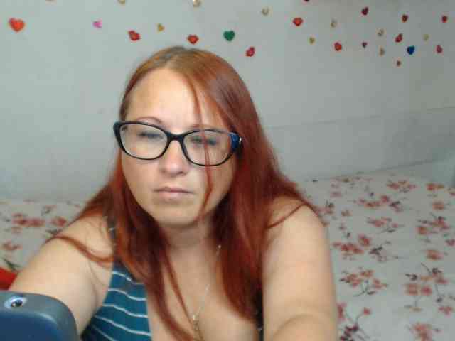 Lilia4joy webcam