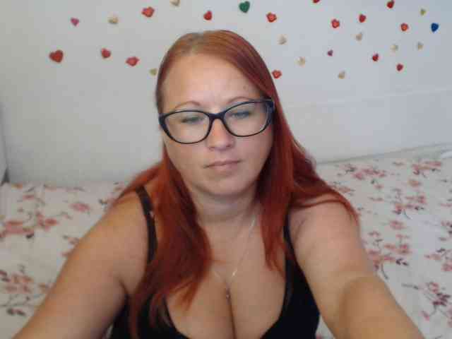 Lilia4joy webcam