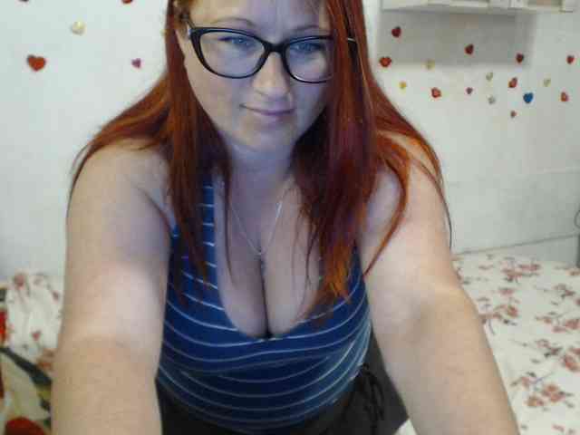 Lilia4joy webcam
