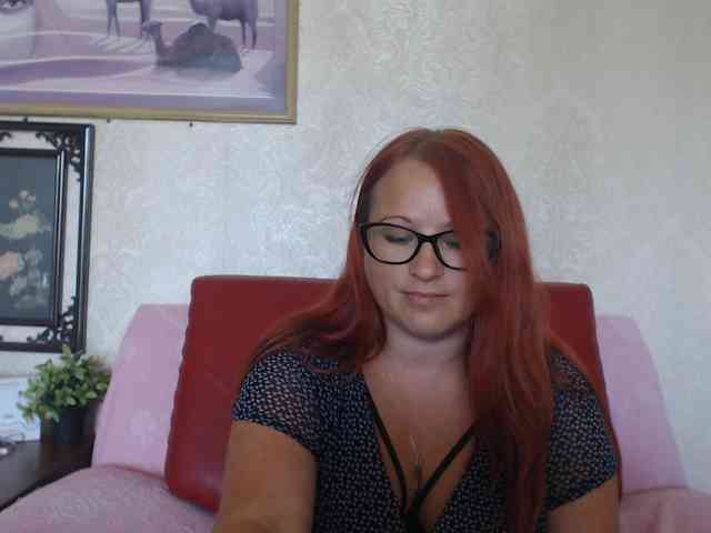 Lilia4joy webcam