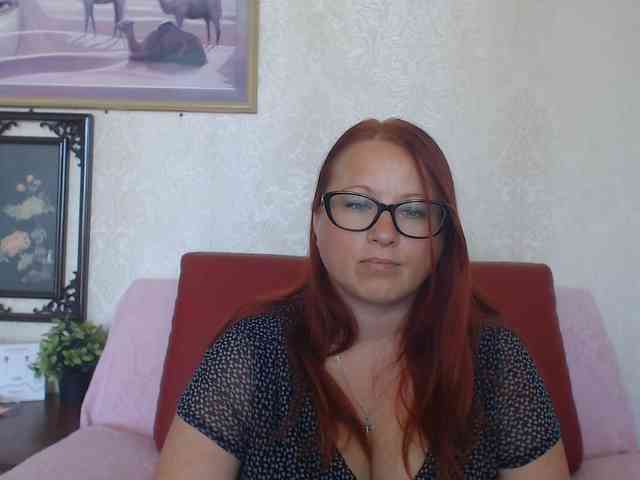 Lilia4joy webcam