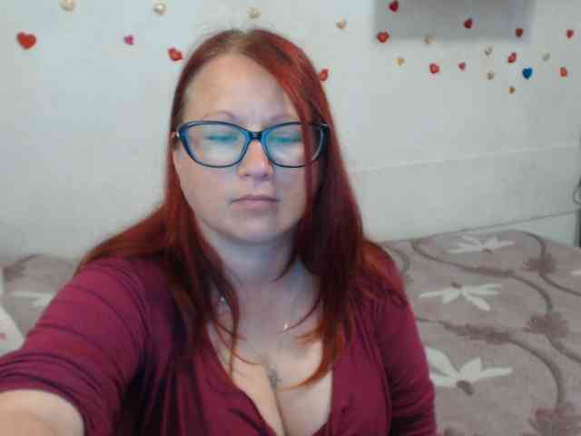 Lilia4joy webcam