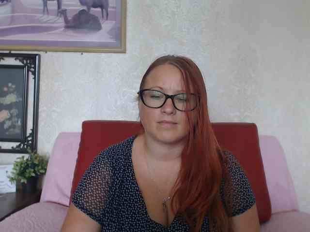 Lilia4joy webcam