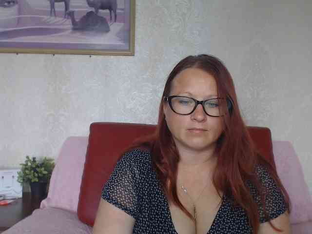 Lilia4joy webcam