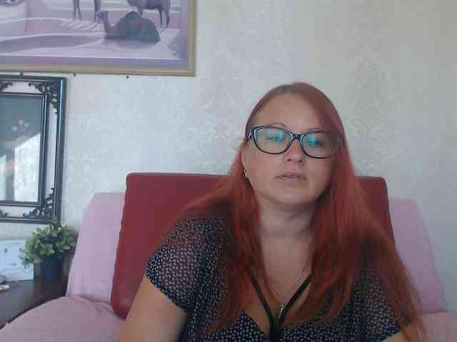 Lilia4joy webcam