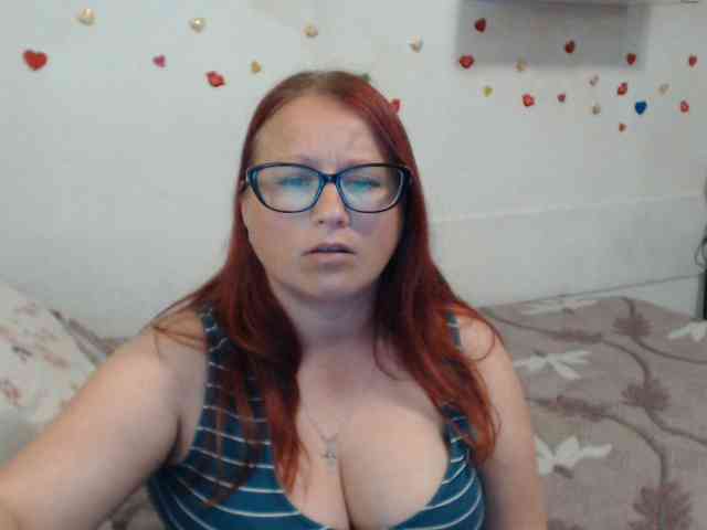 Lilia4joy webcam