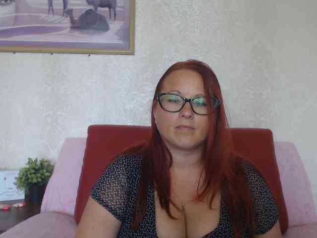 Lilia4joy webcam
