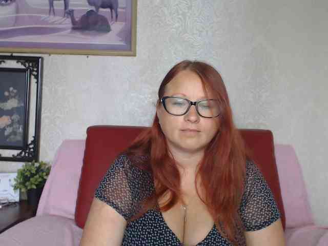 Lilia4joy webcam