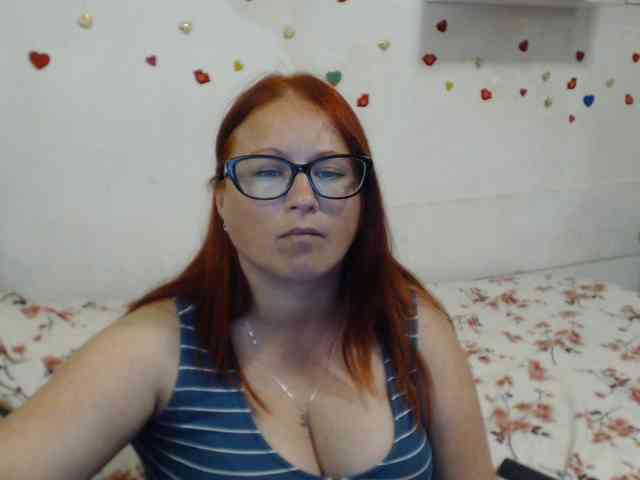 Lilia4joy webcam