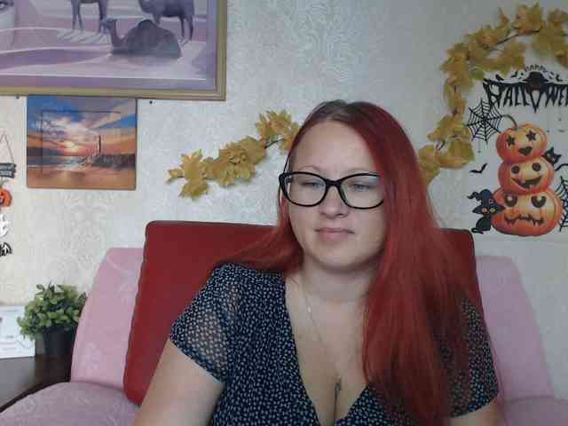 Lilia4joy webcam