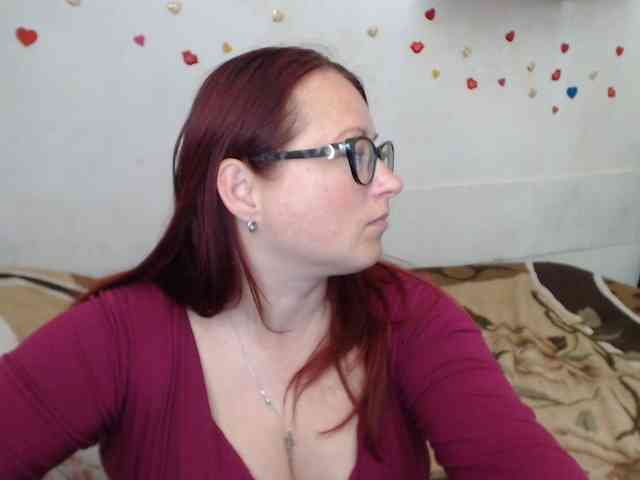 Lilia4joy webcam
