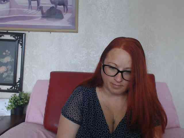 Lilia4joy webcam