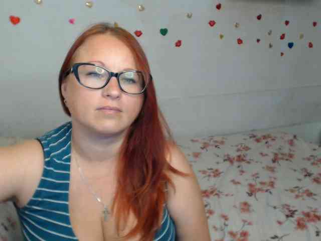 Lilia4joy webcam