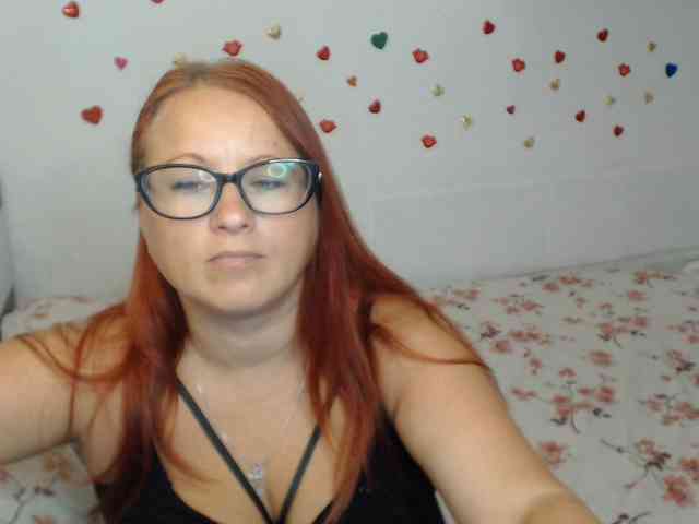 Lilia4joy webcam