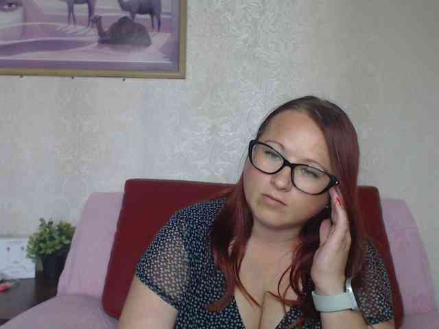 Lilia4joy webcam