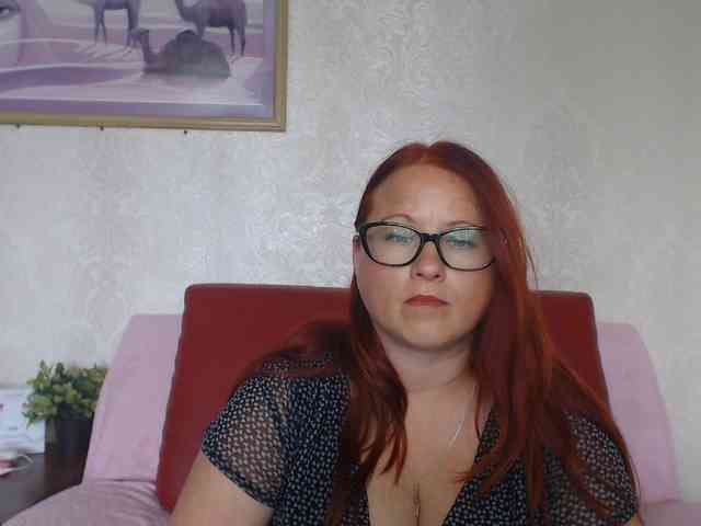 Lilia4joy webcam