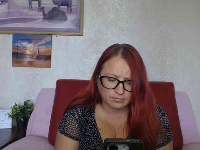 Lilia4joy webcam