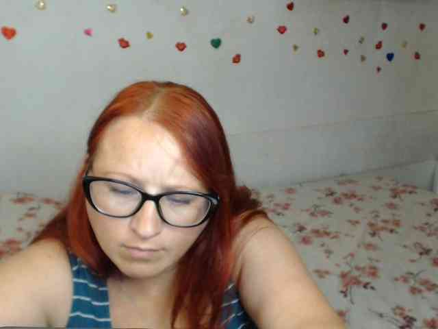 Lilia4joy Live Webcam on BongaCams