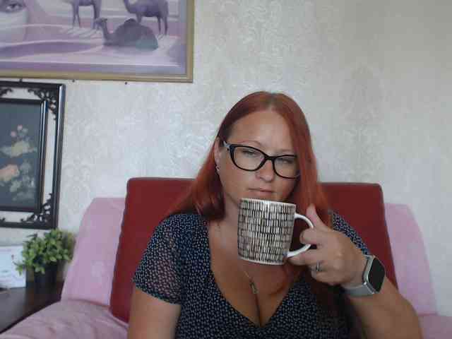 Lilia4joy webcam