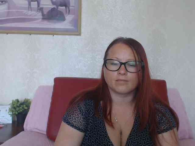 Lilia4joy webcam