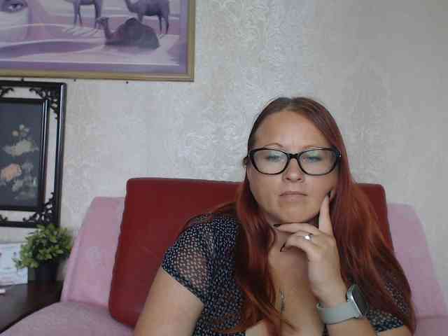 Lilia4joy webcam