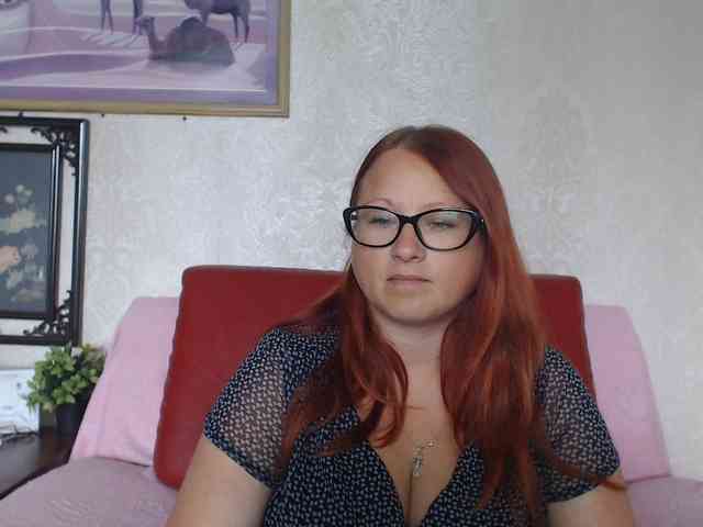 Lilia4joy webcam