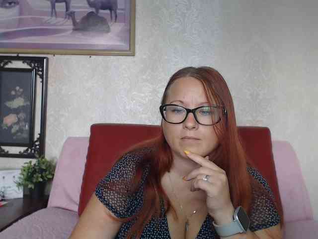 Lilia4joy webcam