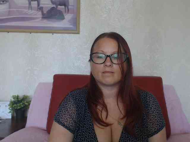 Lilia4joy webcam
