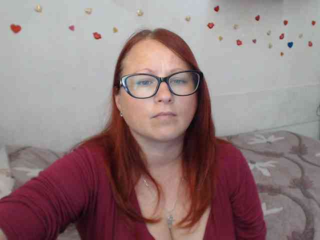 Lilia4joy webcam