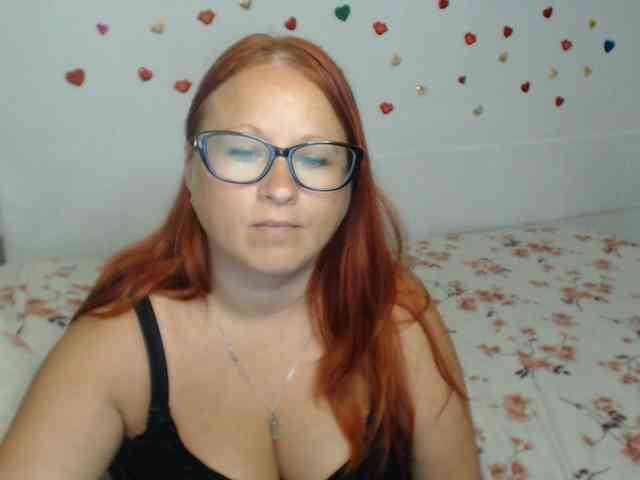 Lilia4joy webcam