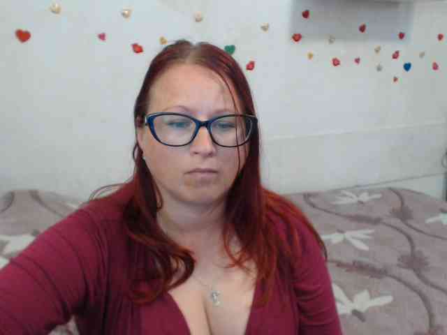 Lilia4joy webcam