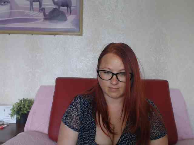 Lilia4joy webcam