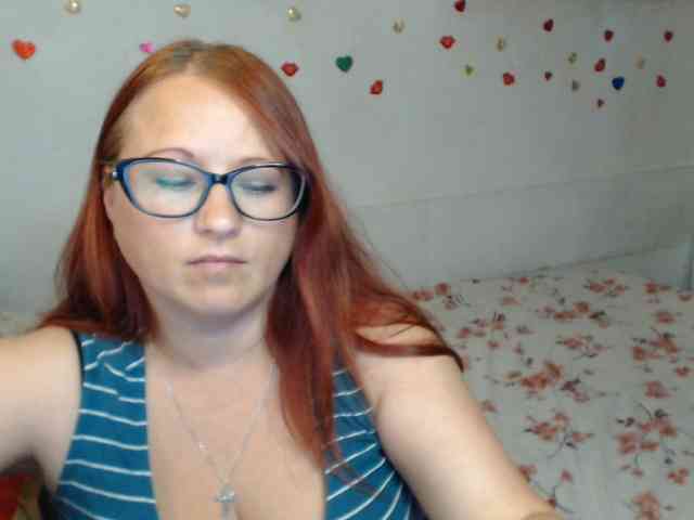 Lilia4joy webcam