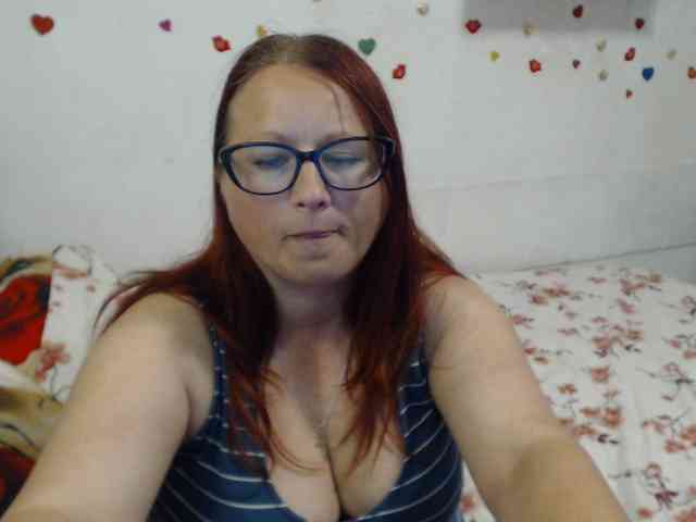 Lilia4joy webcam