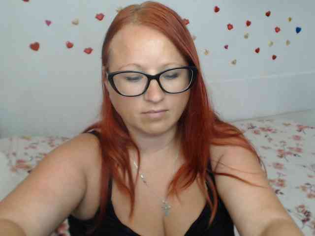 Lilia4joy webcam