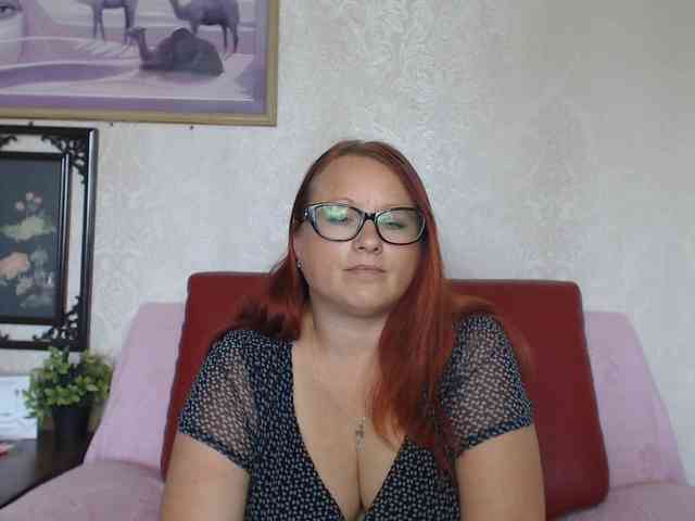 Lilia4joy webcam
