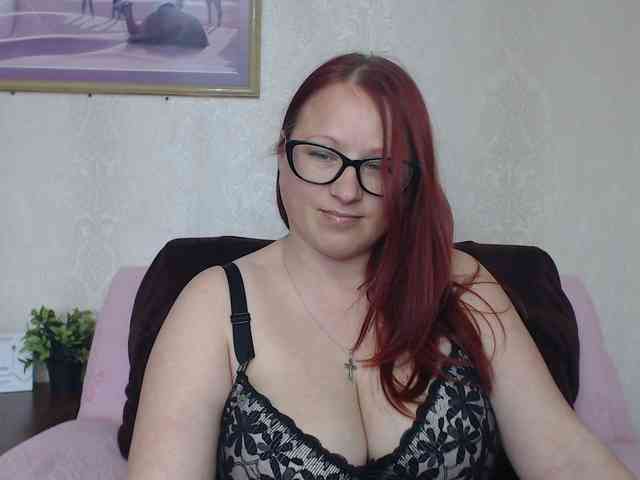 Lilia4joy webcam