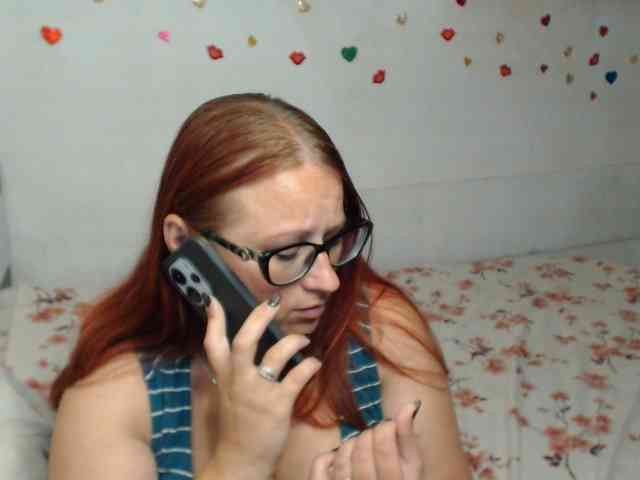 Lilia4joy webcam