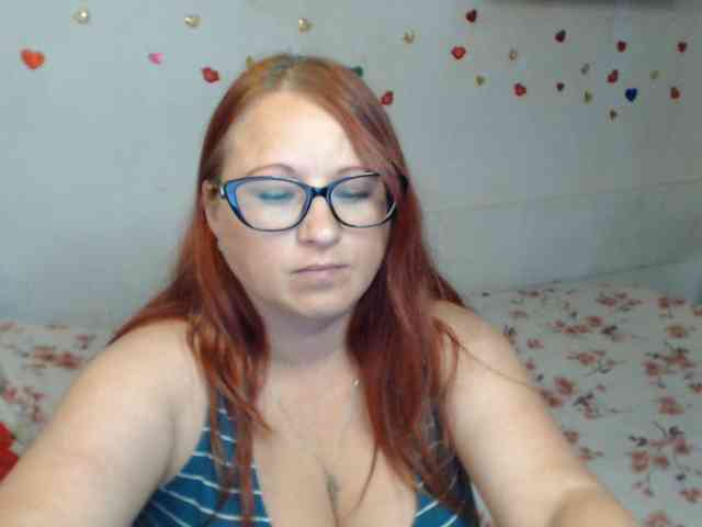 Lilia4joy webcam