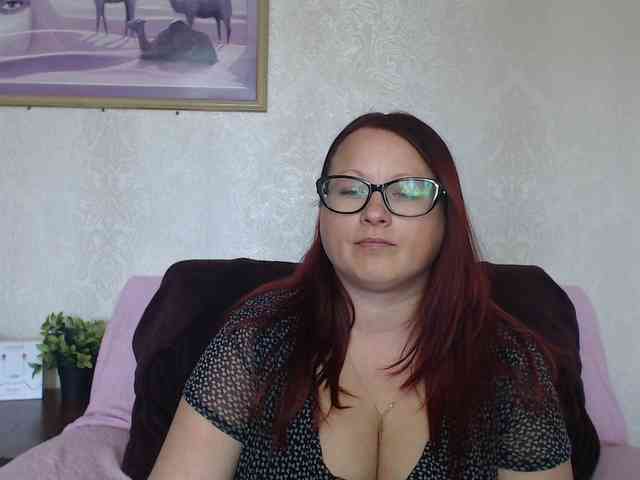 Lilia4joy webcam