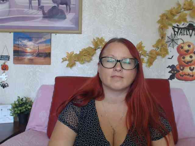 Lilia4joy webcam