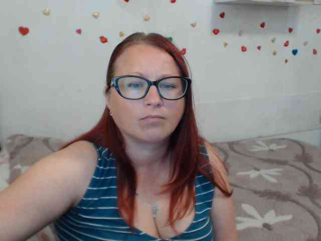 Lilia4joy webcam