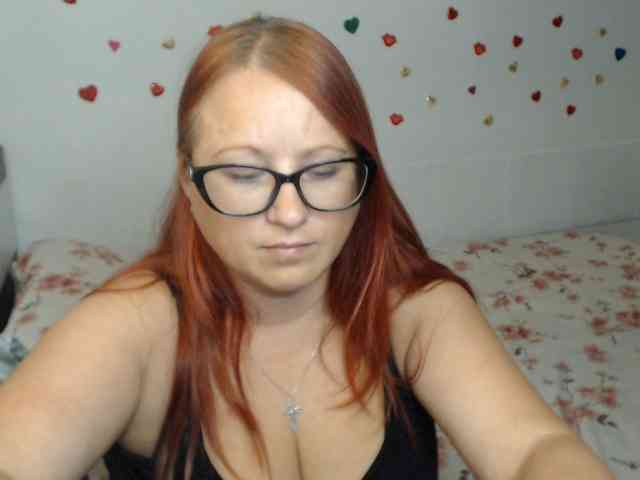 Lilia4joy webcam