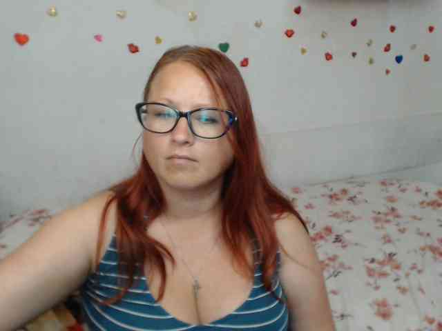 Lilia4joy webcam