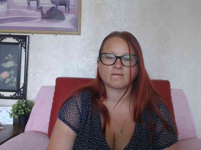 Lilia4joy webcam
