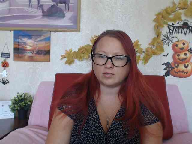 Lilia4joy webcam